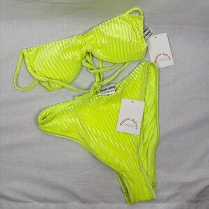 NWT Dippin' Daisy's Neon Ribbed Velvet Bikini Set Size M